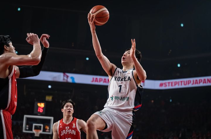 [서울=뉴시스] 한국 남자 농구 대표팀의 이현중. (사진=FIBA 홈페이지 캡처) 2026.03.01. photo@newsis.com *재판매 및 DB 금지