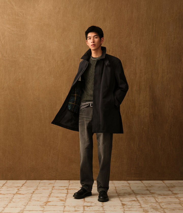 생활문화기업 LF의 대표 프리미엄 컨템포러리 캐주얼 브랜드 헤지스(HAZZYS)가 봄여름(SS) 시즌을 맞아 프리미엄 아우터 중심의 '슬론 레인저(Sloane Ranger)' 컬렉션 캠페인을 3일 공개했다. *재판매 및 DB 금지