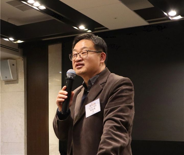 [서울=뉴시스] 허성욱 전 정보통신산업진흥원장이 한국CPO포럼 신임 회장으로 선출됐다. (사진=한국CPO포럼 제공) 2026.03.03. photo@newsis.com *재판매 및 DB 금지