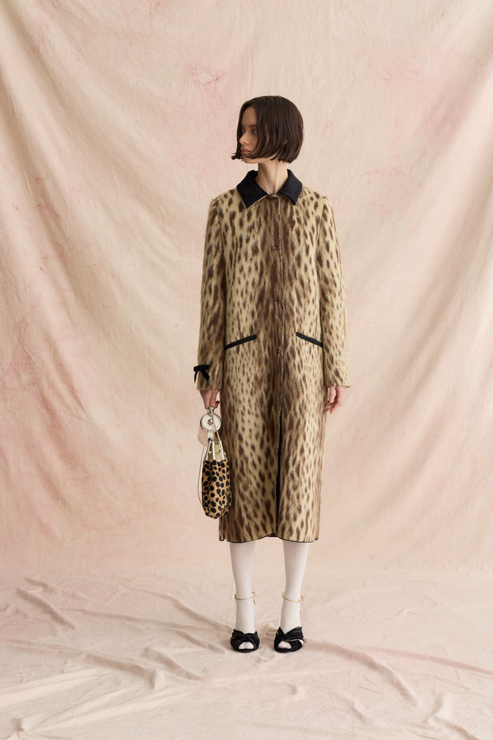 [서울=뉴시스] 포르테포르테 2026 가을·겨울 컬렉션 '더 크라운(The Crown)' (사진=LF 제공) 2026.03.05. photo@newsis.com *재판매 및 DB 금지