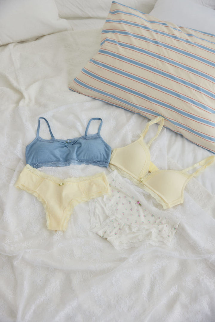 [서울=뉴시스] 이랜드 에블린, '플룸코튼' 컬렉션 (사진=이랜드 제공) 2026.03.04. photo@newsis.com *재판매 및 DB 금지