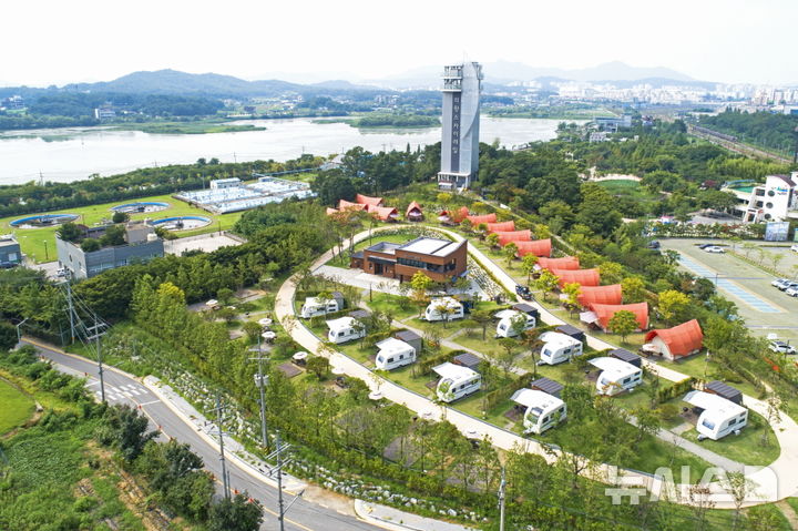 [의왕=뉴시스]의왕시 왕송호수캠핑장(사진=의왕시 제공)2026.03.04.photo@newsis.com