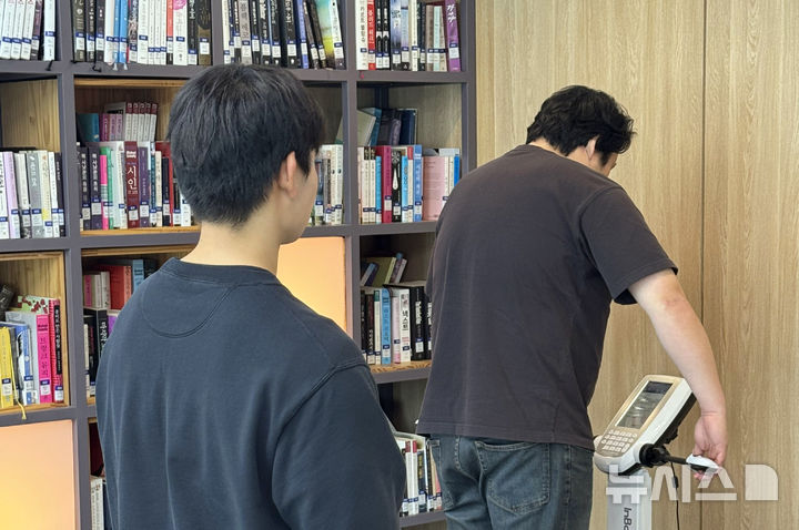 [과천=뉴시스]과천시 보건소가 관내 기업에서 진행한 찾아가는 모바일 헬스케어(사진=과천시 제공)2026.03.04.photo@newsis.com