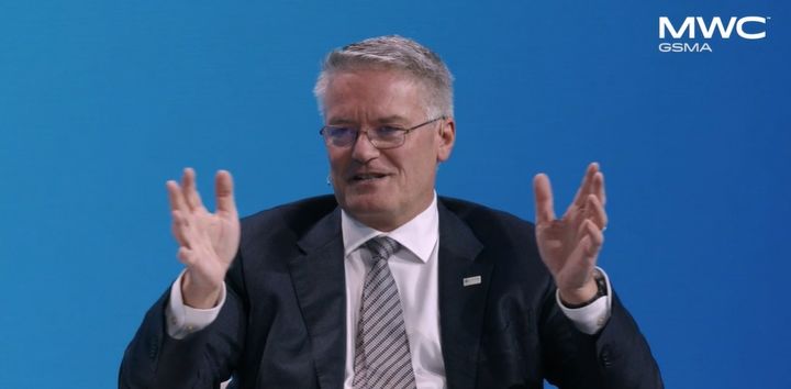 [바르셀로나(스페인)=뉴시스] 세계이동통신사업자연합회(GSMA)가 주최하는 MWC26이 지난 2일(현지 시간) 스페인 바르셀로나에서 개막했다. 이날 세번째 기조연설에서 발언하고 있는 마티아스 코만 경제협력개발기구(OECD) 사무총장. (사진=MWC26 영상 갈무리) 2026.03.02. photo@newsis.com *재판매 및 DB 금지