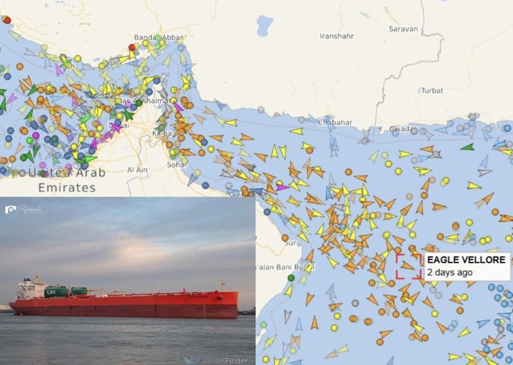 [서울=뉴시스] 미국의 이란 공습 이후 호르무즈 해협을 둘러싼 긴장감이 높아지는 가운데, 봉쇄 직전 해협을 빠져나온 한국행 초대형 유조선이 주목받고 있다. (사진=베슬파인더 캡처) photo@newsis.com *재판매 및 DB 금지