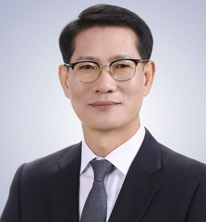 [칠곡=뉴시스] 김진화 제34대 칠곡교육장 취임. (사진=칠곡교육지원청 제공) 2026.03.04. photo@newsis.com *재판매 및 DB 금지