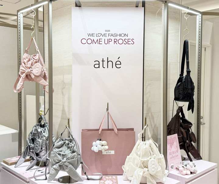 [서울=뉴시스] LF 아떼 액세서리 오사카 한큐 백화점 우메다 본점 팝업 현장 (사진=LF 아떼 액세서리 제공) 2026.03.05. photo@newsis.com *재판매 및 DB 금지