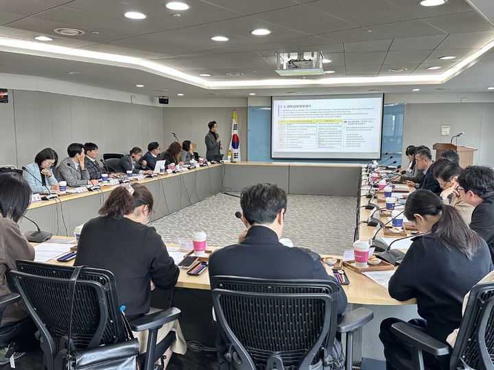 [홍성=뉴시스] 충남 의료·요양 통합돌봄 기본계획 수립 연구용역 착수보고회 모습. *재판매 및 DB 금지