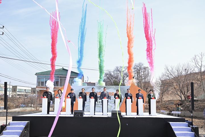 [공주=뉴시스] 공주시, 동현지구 스마트 창조도시 조성사업 착공식 모습. (사진=공주시). 2026.03.05. photo@newsis.com. *재판매 및 DB 금지