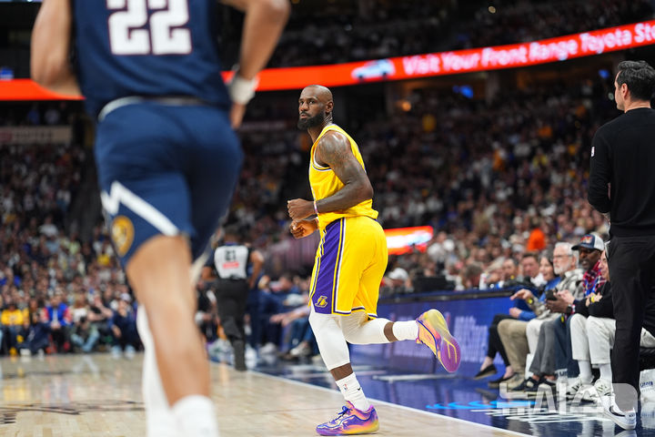 [덴버=AP/뉴시스] 미국프로농구(NBA) 로스앤젤레스(LA) 레이커스의 르브론 제임스. 2026.03.05.