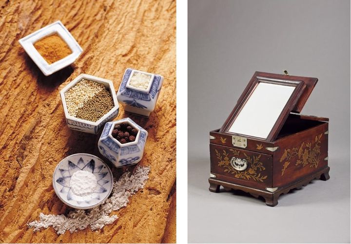 조선시대 백자청화 화장용기와 경대. 코리아나 화장박물관 소장 *재판매 및 DB 금지