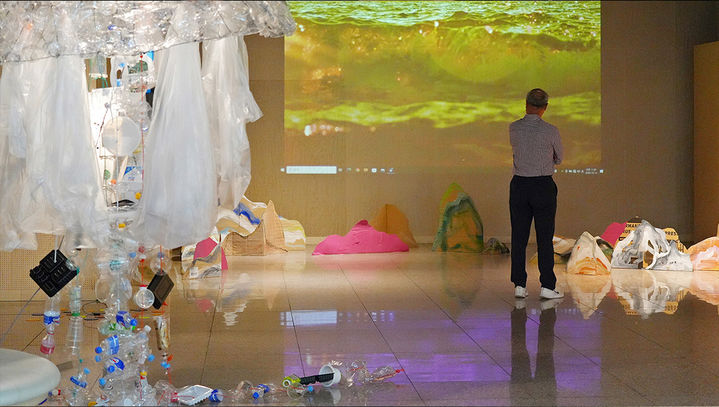 경남 사천 작은미술관 전시 전경 *재판매 및 DB 금지