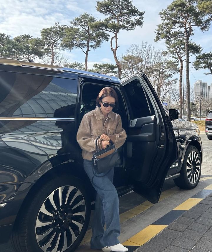 [서울=뉴시스] 배우 김희애. (사진=김희애 인스타그램 캡처) 2026.03.06. photo@newsis.com *재판매 및 DB 금지