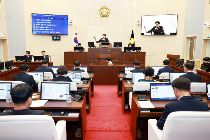 [밀양=뉴시스] 제271회 임시회 제1차 본회의가 열리고 있다. (사진=밀양시의회 제공) 2026.03.06. photo@newsis.com *재판매 및 DB 금지