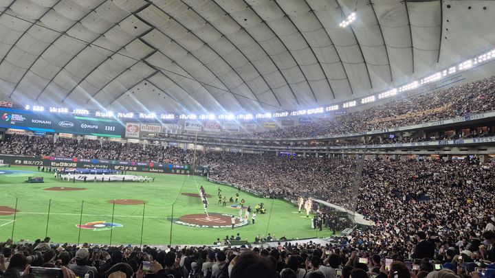 [도쿄=뉴시스] 문채현 기자 = 6일 일본 도쿄돔에서 열린 2026 월드베이스볼클래식(WBC) 조별리그 C조 일본과 대만의 경기에 구름 관중이 입장했다. 2026.03.06. dal@newsis.com *재판매 및 DB 금지