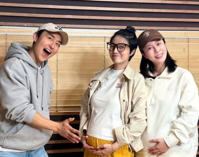 [서울=뉴시스] 둘째를 임신 중인 코미디언 안영미와 가수 나비의 근황이 공개됐다. (사진=인스타그램 캡처) 2026.03.07. photo@newsis.com *재판매 및 DB 금지