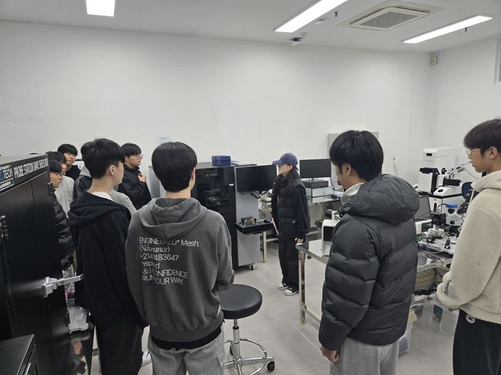 용인교육청, 학점인정형 반도체 제조 공유학교 개강 - 뉴스 썸네일 이미지