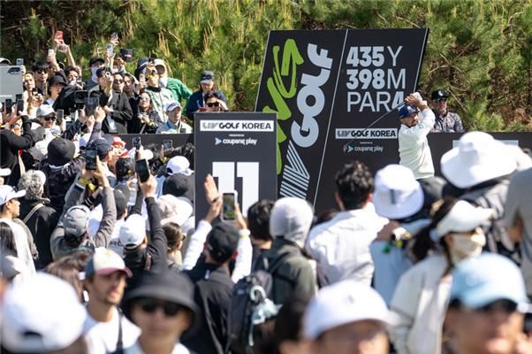 [부산=뉴시스] 지난해 열린 리브(LIV) 골프 코리아 최종 라운드, 브라이슨 디샘보(Bryson DeChambeau)의 11번 홀 티샷 모습. (사진=부산시 제공) 2026.03.09. photo@newsis.com *재판매 및 DB 금지