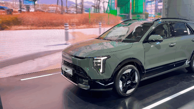 [서울=뉴시스] 김민성 기자 = 지난 9일 서울 서대문구 레이어스튜디오11에서 열린 미디어데이 행사에 전시된 '더 뉴 니로' 모습. 2026.03.09. kms@newsis.com. *재판매 및 DB 금지 *재판매 및 DB 금지