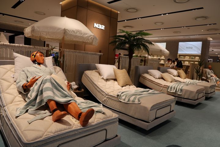 [서울=뉴시스] 서울 영등포구 더현대 서울 5층에서 열린 N32의 팝업 스토어. (사진=N32 제공) 2026.03.09. photo@newsis.com *재판매 및 DB 금지