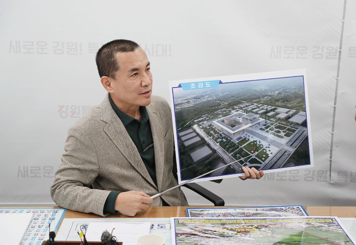 [춘천=뉴시스] 9일 강원특별자치도(도지사 김진태. 사진)는 신청사 건축 허가가 지난 6일 최종 완료됨에 따라 오는 30일 착공식을 개최한다고 밝혔다. 강원특별자치도 제공. *재판매 및 DB 금지