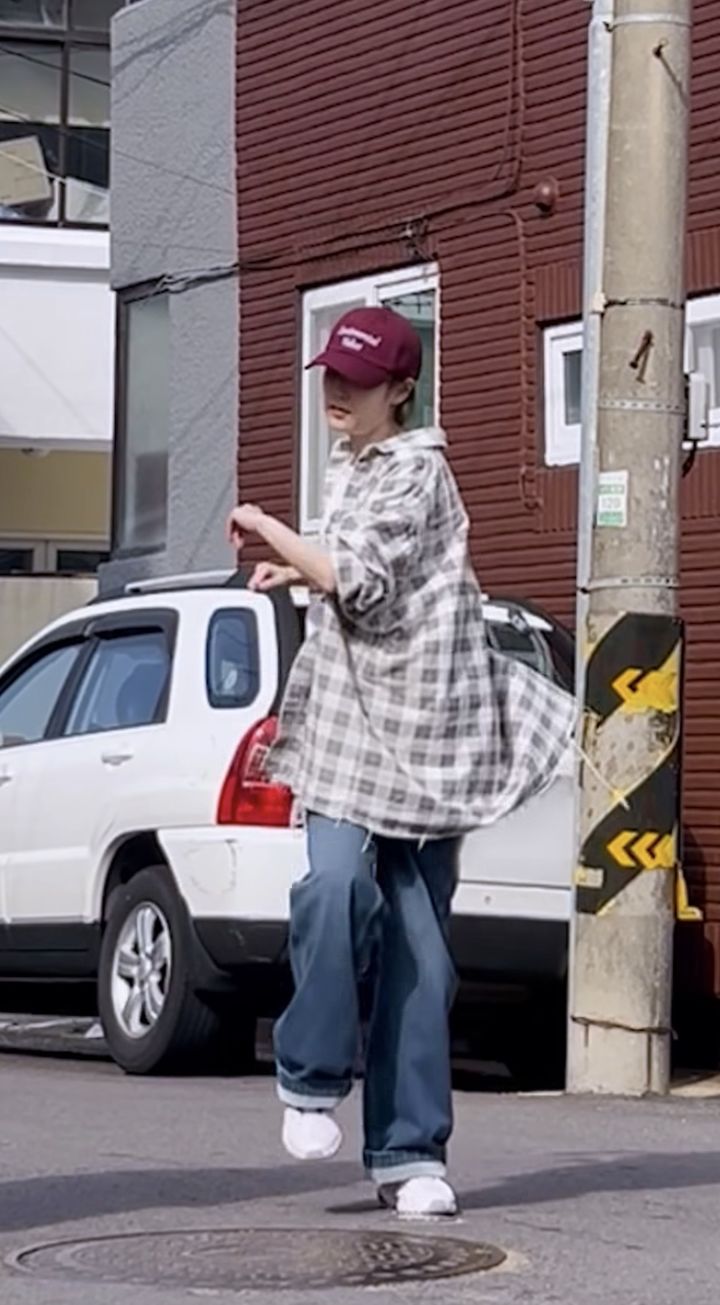 [서울=뉴시스] 가수 겸 배우 아이유. (사진=아이유 인스타그램 캡처) 2026.03.09. photo@newsis.com *재판매 및 DB 금지