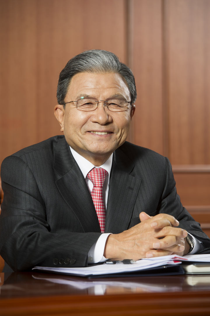 [서울=뉴시스] 강병중 넥센그룹 회장. (사진=넥센그룹 제공) 2025.06.26 photo@newsis.com *재판매 및 DB 금지