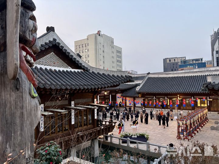 [서울=뉴시스] 한이재 기자 = 8개월 만에 재단장을 마친 한국의집이 보이고 있다. 2026.03.09. nowone@newsis.com