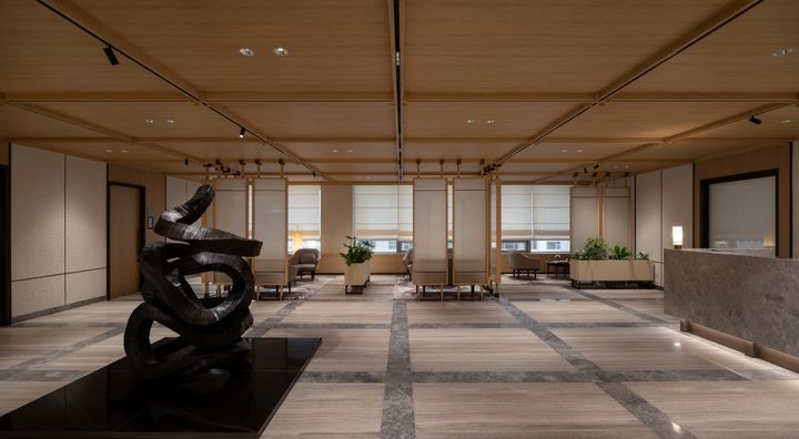 [서울=뉴시스] 김석훈 교수가 디자인에 참여한 '하나은행 클럽원 도곡'. (사진=한양대 제공) 2026.03.10. photo@newsis.com *재판매 및 DB 금지