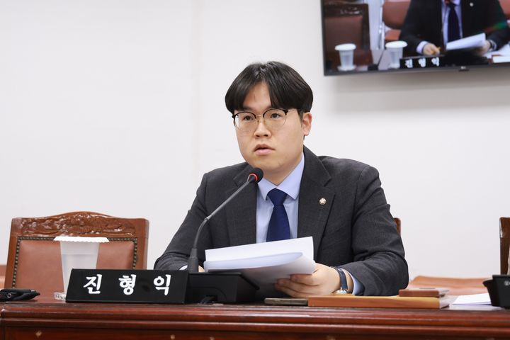 진형익 창원시의원 "장애인 보조견 인식 개선 필요"