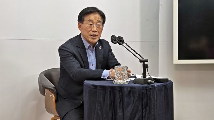 [세종=뉴시스] 송승화 기자 = 10일 보람동, 세종시청에서 설명하는 이창섭 2027 충청권 하계세계대학경기대회 조직위원회 부위원장. 2026.03.10. ssong1007@newsis.com *재판매 및 DB 금지