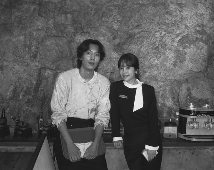 [서울=뉴시스] 배우 박기택·한지민. (사진=한지민 인스타그램 캡처) 2026.03.10. photo@newsis.com *재판매 및 DB 금지