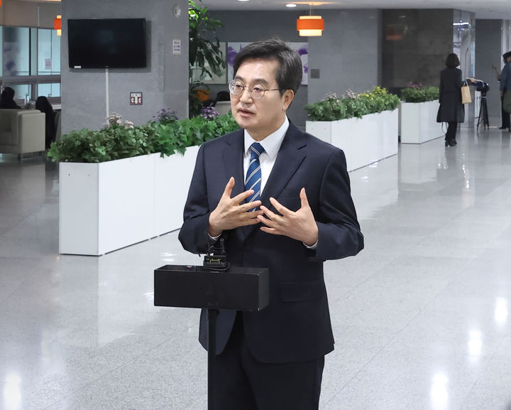 [수원=뉴시스] 김동연 지사가 예비타당성조사 통과에 대한 소감을 밝히고 있다. (사진=경기도 제공) 2026.03.10. photo@newsis.com *재판매 및 DB 금지
