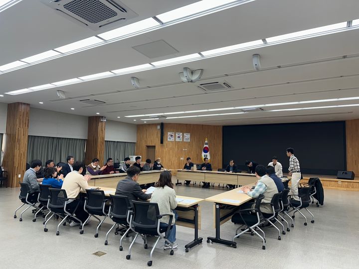 논산딸기품질관리위원회, 축제 앞두고 딸기 품질관리 최선 - 뉴스 썸네일 이미지