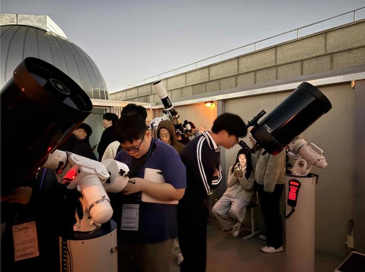 [서울=뉴시스] 동국천문대’ 체험 프로그램. 2026.03.10. (사진=동대문구 제공) *재판매 및 DB 금지