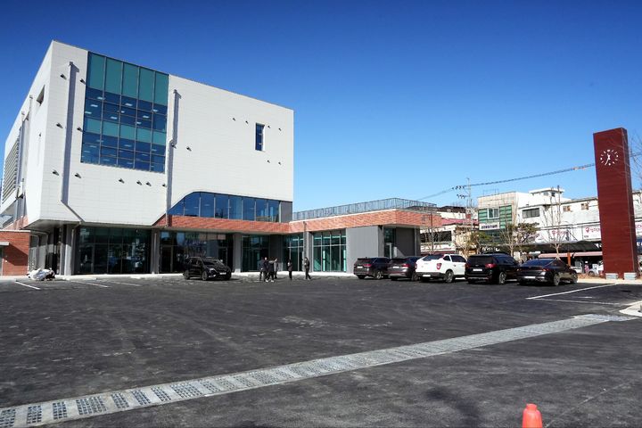 [서천=뉴시스] 서천군 복합이음센터 전경 *재판매 및 DB 금지