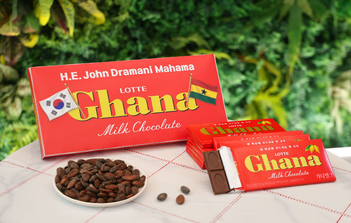 존 드라마니 마하마 가나 대통령 방한을 맞아 특별 제작된 가나초콜릿 패키지 (사진=롯데웰푸드 제공) *재판매 및 DB 금지