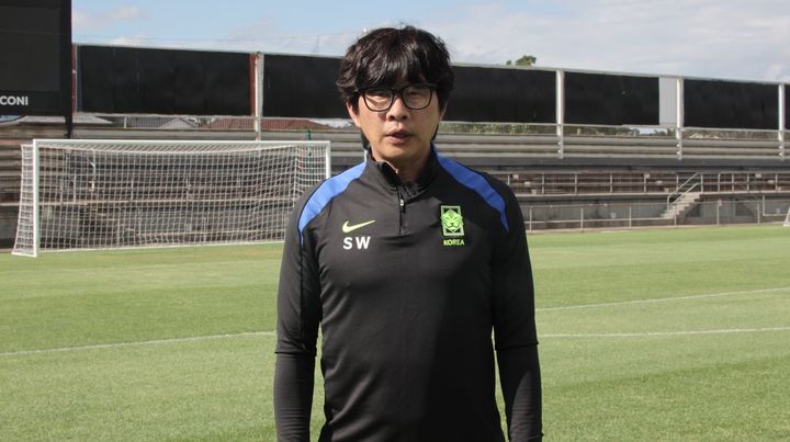 [서울=뉴시스] 신상우 한국 여자 축구 대표팀 감독. (사진=대한축구협회 영상 캡처) *재판매 및 DB 금지