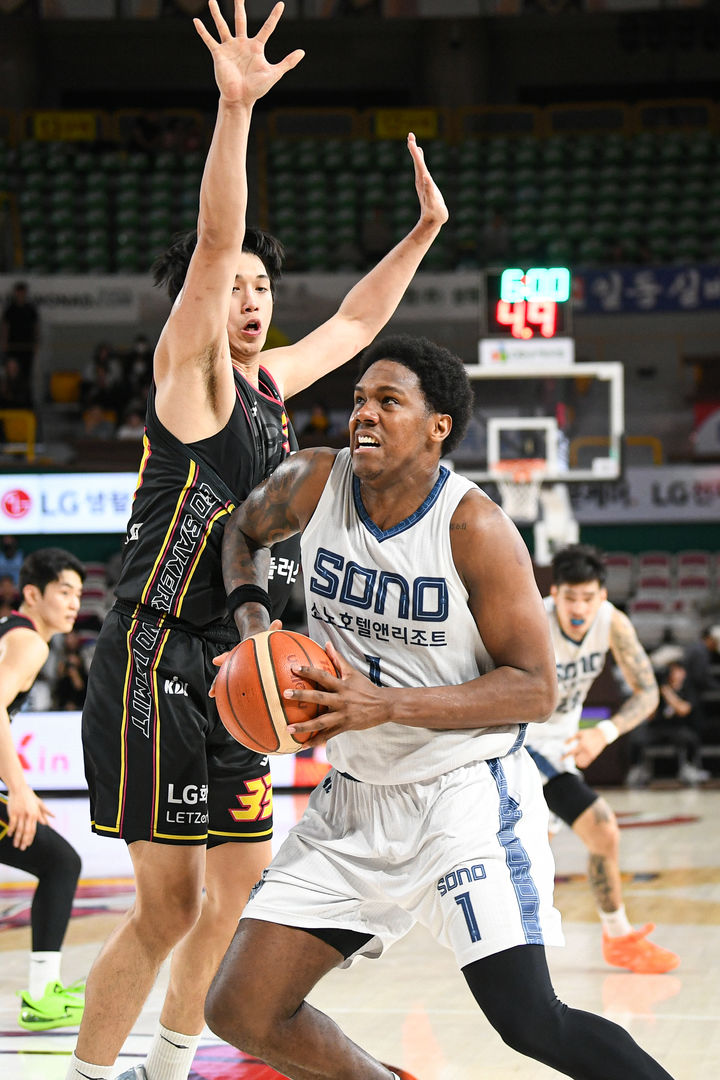 [서울=뉴시스] 프로농구 고양 소노의 네이던 나이트. (사진=KBL 제공) *재판매 및 DB 금지