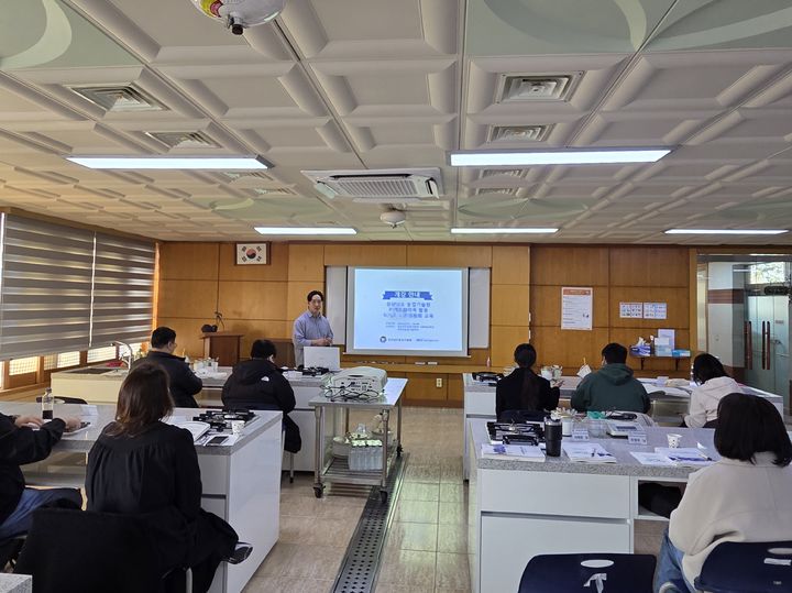 [진주=뉴시스]경남 농산물, 가공기술 교육.(사진=경남도농업기술원 제공).2026.03.12.photo@newsis.com *재판매 및 DB 금지