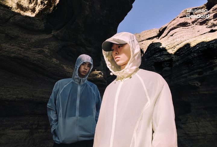 [서울=뉴시스] 무신사 스탠다드가 4일 출시한 '시티 레저 컬렉션' 대표 이미지 (사진=무신사 제공) 2026.03.12. photo@newsis.com *재판매 및 DB 금지