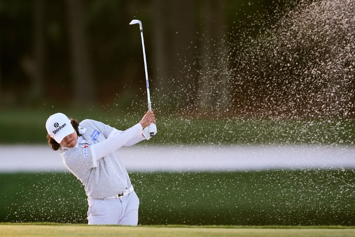 [폰트베드라비치=AP/뉴시스] 김성현이 12일(현지 시간) 미 플로리다주 폰트베드라비치 TPC 소그레스에서 열린 미국프로골프(PGA) 투어 플레이어스 챔피언십 첫날 7번 홀에서 샷하고 있다. 2026.03.13.