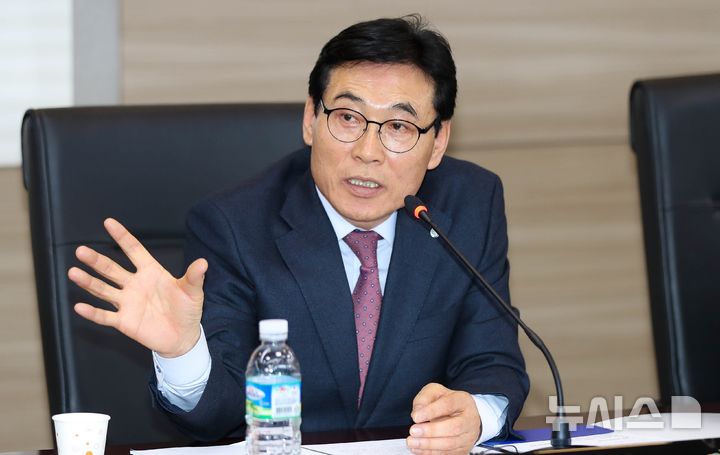 [제주=뉴시스] 우장호 기자 = 송석언 신임 JDC 이사장 내정자. (사진=뉴시스DB) photo@newsis.com *재판매 및 DB 금지