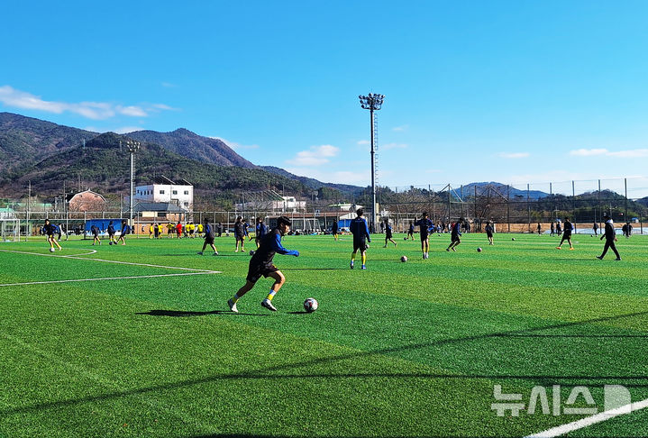 전지훈련 메카 된 '하동군'…올해 75개팀 4397명 찾았다