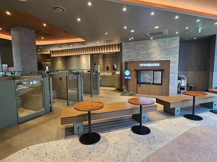 [서울=뉴시스] 송종호 기자=지난 12일 경기도 구리갈매 DT점에 마련된 펫 존의 모습. 2026.03.13. song@newsis.com *재판매 및 DB 금지