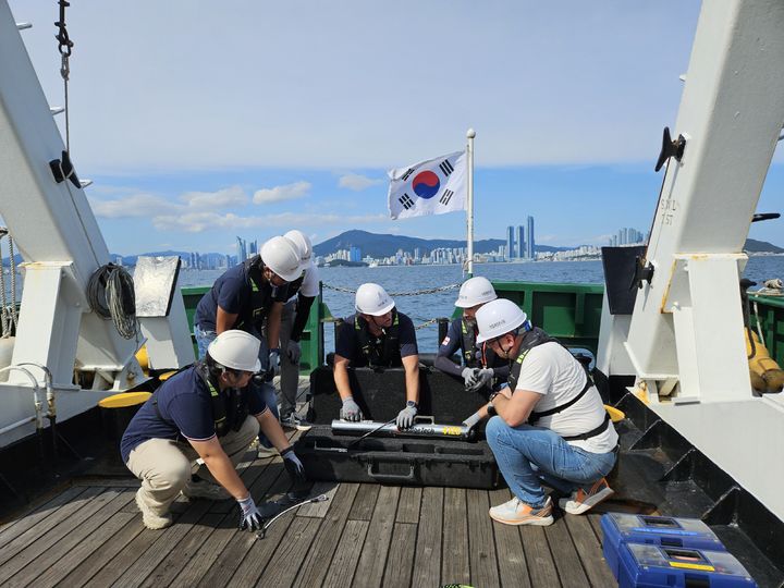 [부산=뉴시스] 지난 2024년 수로측량 교육 모습. (사진=국립해양조사원 제공) 2026.03.13. photo@newsis.com *재판매 및 DB 금지