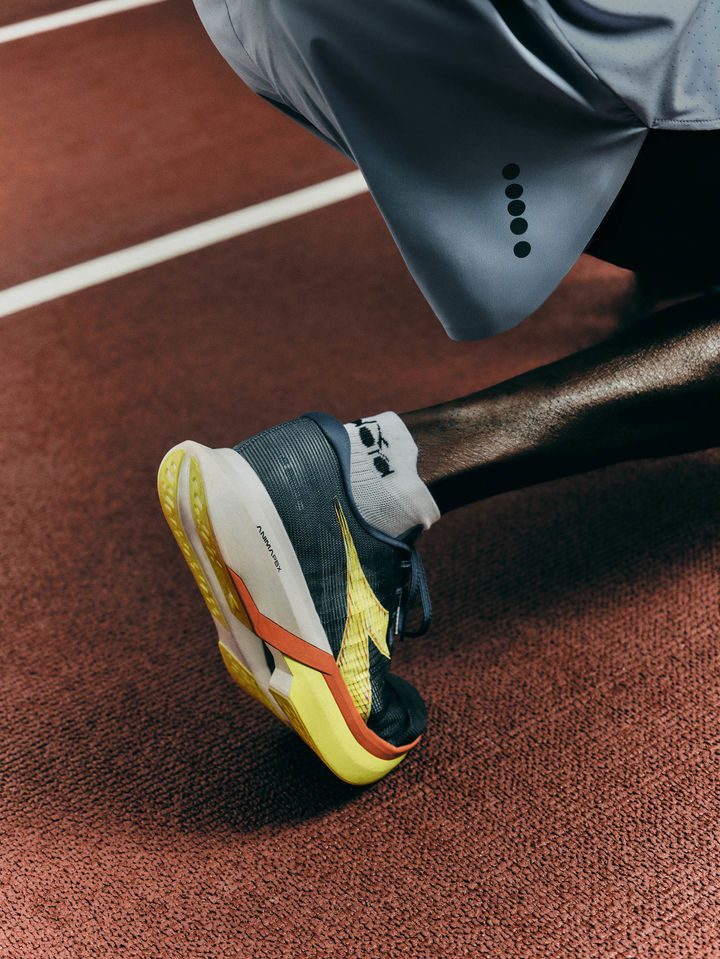 디아도라 러닝 카본화 '가라카본 3' *재판매 및 DB 금지