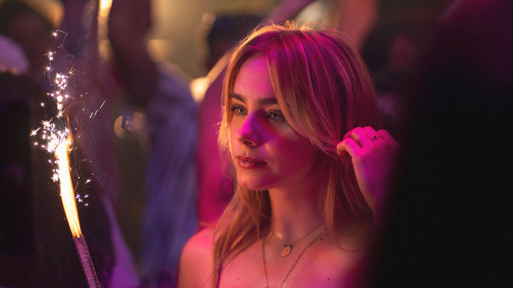 [주말의 OTT]하정우가 건물을 지키는 방법