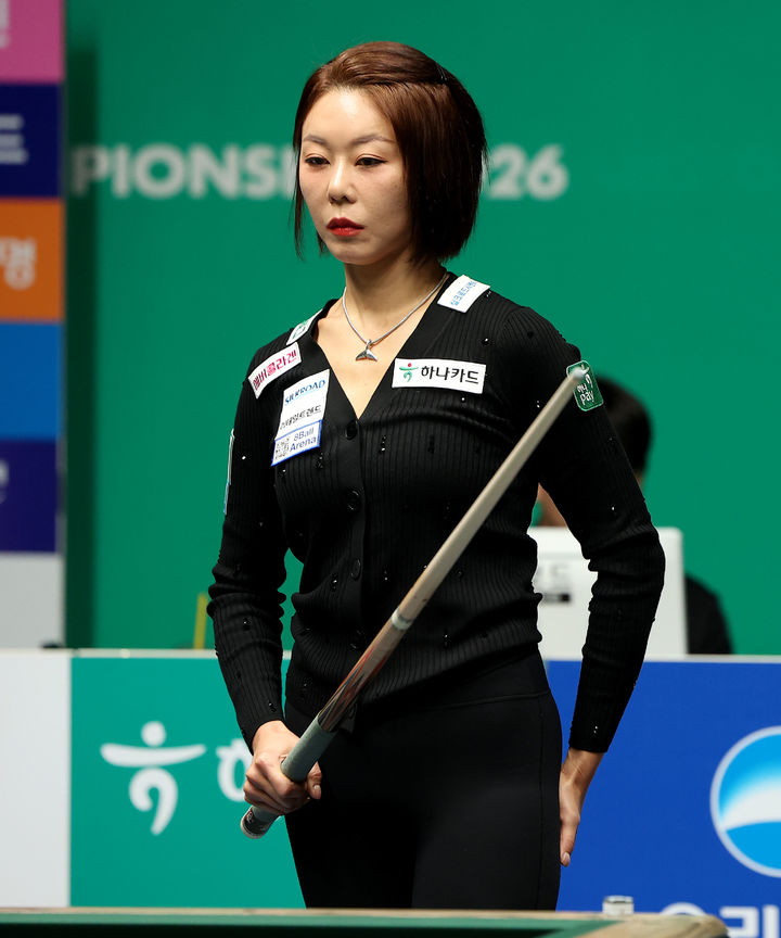 [서울=뉴시스] 하나카드 하나캐피탈 제주특별자치도 PBA-LPBA 월드챔피언십 준결승전을 치르고 있는 김가영. (사진=LPBA 제공). 2026.03.14. *재판매 및 DB 금지