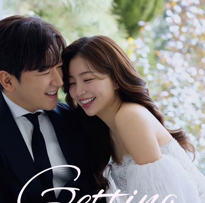 [서울=뉴시스] 송백경은 16일 자신의 소셜미디어에 이민우 부부의 웨딩 화보 사진과 함께 장문의 글을 게재했다. (사진=인스타그램 캡처) 2026.03.16. photo@newsis.com *재판매 및 DB 금지